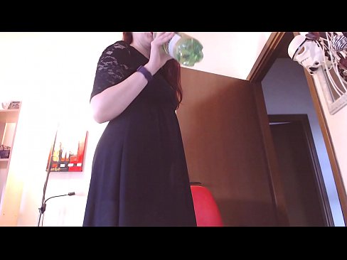 ❤️ Pokorni rob koji voli prljave i sočne gaćice prisiljen je masturbirati nakon što pogleda ovaj video! ❌ Samo porno kod nas ☑